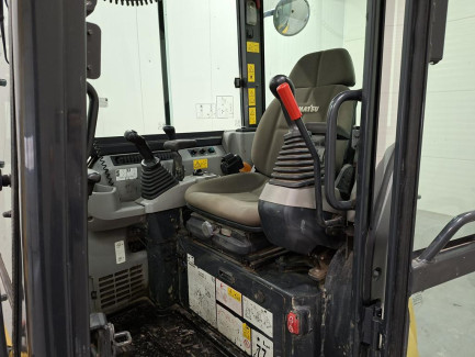 Zdjęcie przedmiotu: KOMATSU PC55MR-5E0 mini crawler excavator