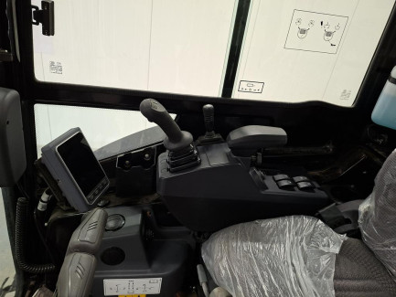 Zdjęcie przedmiotu: Міні-екскаватор SANY SY26U