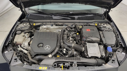 Zdjęcie przedmiotu: Mercedes-Benz CLA 200 mHEV AMG Line 7G-DCT