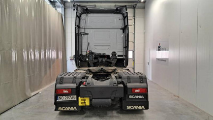 Zdjęcie przedmiotu: SCANIA R460 Super E6 18.0t 4x2 EB