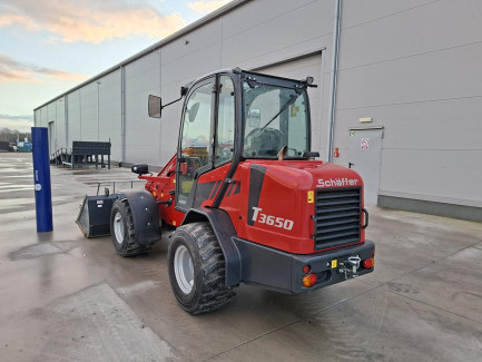 Zdjęcie przedmiotu: Ładowarka teleskopowa kołowa SCHAFFER 3650T