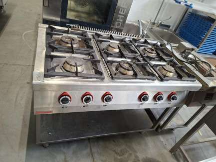 Zdjęcie przedmiotu: A set of catering equipment