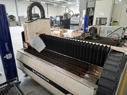 Zdjęcie przedmiotu: Волоконні лазерні різаки CORMAK LF3015EP4