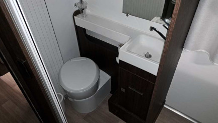 Zdjęcie przedmiotu: BENIMAR TESSORO 495 UP