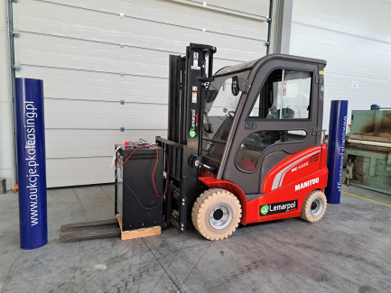 Zdjęcie przedmiotu: MANITOU ME 425C forklift