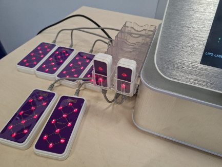 Zdjęcie przedmiotu: Urządzenie kosmetyczne lipo laser SHENZEHEN MYCHWAY Co. Ltd. MIMARI XANTE