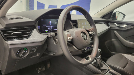 Zdjęcie przedmiotu: Skoda Scala 1.0 TSI Selection DSG