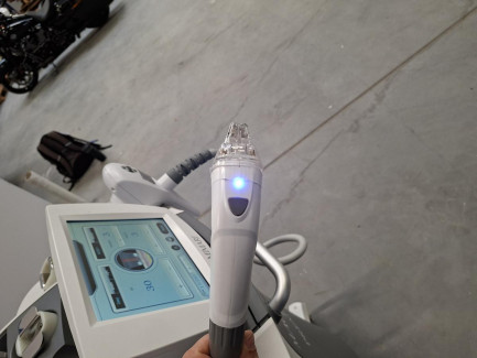 Zdjęcie przedmiotu: Urządzenie kosmetyczne Beijing Anchorfree Technology Co. MIMARI MAGNIFICO II PREMIUM