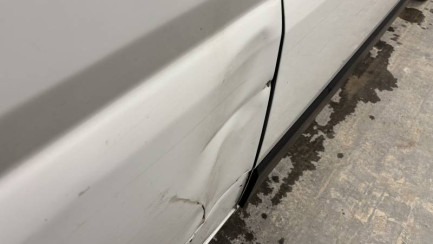 Zdjęcie przedmiotu: Fiat Ducato 33 2.3 M-jet E6d 3.3t L2H2