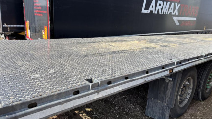 Zdjęcie przedmiotu: ZASŁAW D-651A