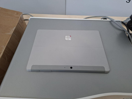 Zdjęcie przedmiotu: Медичний пристрій STORZ D-ACTOR, що використовується в акустично-хвильовій терапії – це неінвазивний метод лікування целюліту та пухкої сполучної тканини