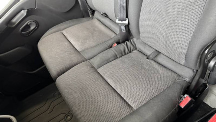 Zdjęcie przedmiotu: RENAULT/BMB MASTER FWD 2.3 dCi E6 3.5t L3H1 Extra S&S+E