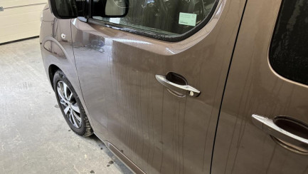 Zdjęcie przedmiotu: Toyota ProAce Verso 2.0 CRD E6.2 2.9t Medium Family S&S Aut.