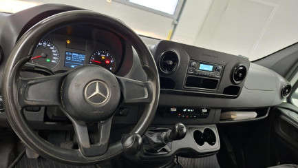 Zdjęcie przedmiotu: MERCEDES-BENZ/IGLOPOL SPRINTER E6 3.5t