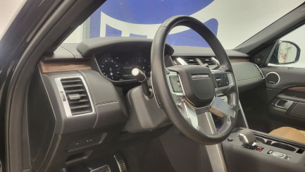 Zdjęcie przedmiotu: LAND ROVER Discovery V 3.0 D300 mHEV R-Dynamic HSE
