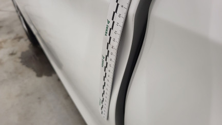 Zdjęcie przedmiotu: Mercedes-benz C 200 4MATIC 9G-TRONIC