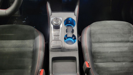 Zdjęcie przedmiotu: Ford Kuga 2.5 FHEV FWD ST-Line X Błędny wpis mocy silnika w DR