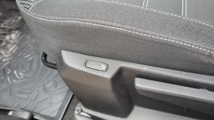 Zdjęcie przedmiotu: Dacia Duster 1.0 TCe Prestige LPG Brak dokumentacji LPG