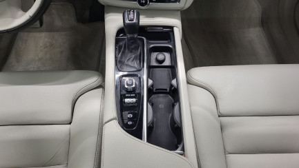 Zdjęcie przedmiotu: Volvo S90 D5 SCR AWD Inscription aut