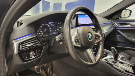 Zdjęcie przedmiotu: BMW 520d xDrive mHEV M Sport sport-aut
