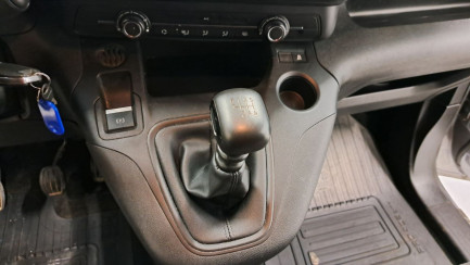 Zdjęcie przedmiotu: Toyota ProAce City 1.5 CRD Long Comfort (1000) S&S E6.2 2.4t