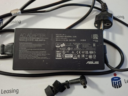 Zdjęcie przedmiotu: Ігровий ноутбук ASUS ROG Strix G713I-HX055W з AMD Ryzen 7 4800H/32 ГБ/512/WIN11 RTX3060