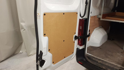 Zdjęcie przedmiotu: RENAULT/CARPOL MASTER 2.0 dCi E6e 3.5t L3H2 Extra Brygadowy