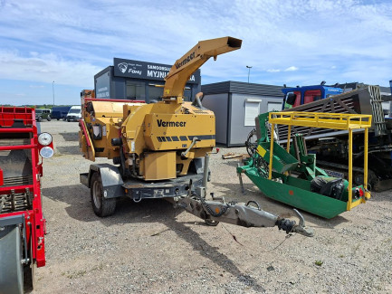 Zdjęcie przedmiotu: VERMEER BC230G2XL branch chipper