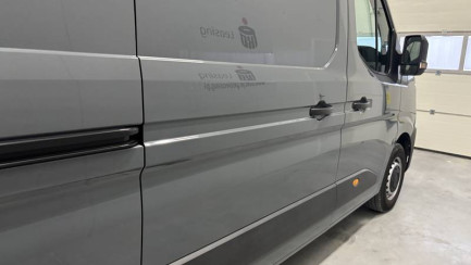 Zdjęcie przedmiotu: Renault Master 2.0 dCi E6e 3.5t L3H2 Extra
