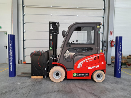 MANITOU ME 425C forklift