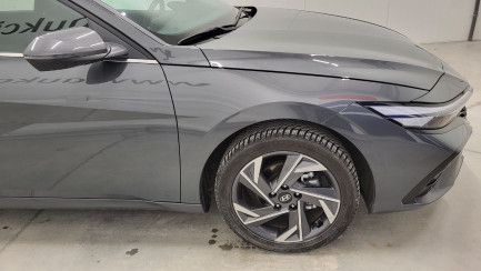 Zdjęcie przedmiotu: Hyundai Elantra 1.6 Smart