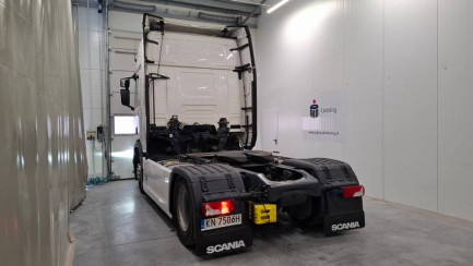 Zdjęcie przedmiotu: SCANIA R460 Super E6 18.0t 4x2 NA Highline