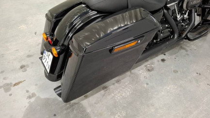Zdjęcie przedmiotu: Harley Davidson Road King Special