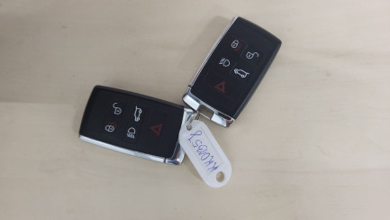 Zdjęcie przedmiotu: LAND ROVER Discovery V 3.0 D250 mHEV S