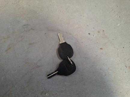 Zdjęcie przedmiotu: Косметичний апарат STUDIO FIGURA DIAMOND, що використовується для видалення небажаного волосся як на обличчі, так і на всьому тілі