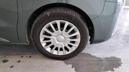 Zdjęcie przedmiotu: Toyota PROACE Verso 2.0 D-4D E6EA 2.9t Medium Business Aut