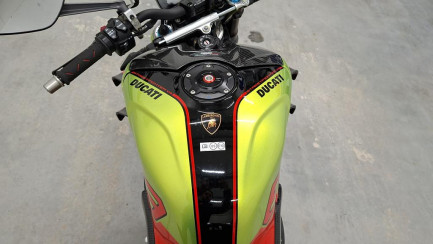 Zdjęcie przedmiotu: Ducati Streetfighter V4 Lamborghini