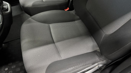 Zdjęcie przedmiotu: RENAULT Trafic Combi 2.0 dCi E6d 3.1t L2 Equilibre