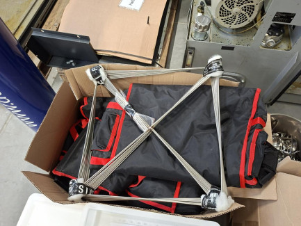 Zdjęcie przedmiotu: A set of catering equipment