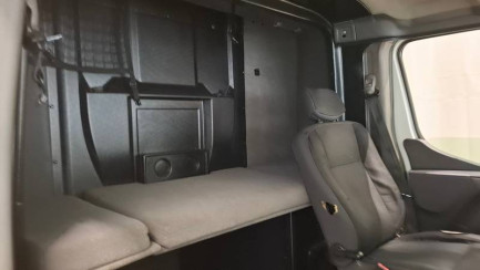 Zdjęcie przedmiotu: Renault Master FWD 2.3 dCi E6 3.5t L3H1 Pack Clim S&S+E Oświadczenie o utracie DR