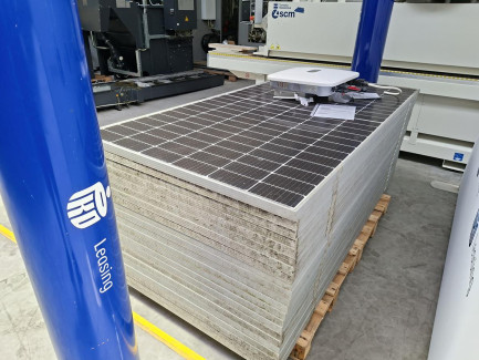 Zdjęcie przedmiotu: Elements of a photovoltaic installation with a capacity of 9.9 kWp