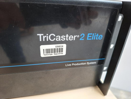 Zdjęcie przedmiotu: System do produkcji live TriCaster 2 Elite + 2-Stripe Control Panel 