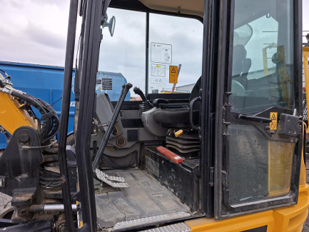 Zdjęcie przedmiotu: JCB 86C-2 mini excavator