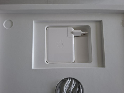 Zdjęcie przedmiotu: Apple MacBook Pro 2023 16" Retina M3 Pro 36 ГБ ОЗП 512 ГБ SSD macOS Срібний