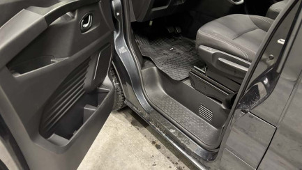 Zdjęcie przedmiotu: Renault Trafic SpaceClass 2.0 dCi E6e 3.1t L2 Grand Escapade EDC