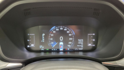 Zdjęcie przedmiotu: Volvo XC60 D4 SCR AWD Momentum aut