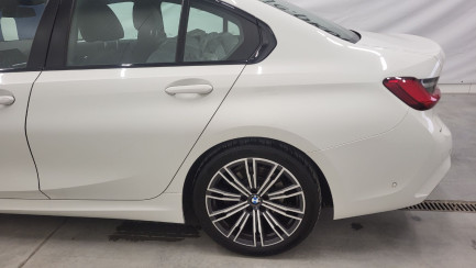 Zdjęcie przedmiotu: BMW 320d xDrive mHEV M Sport sport-aut