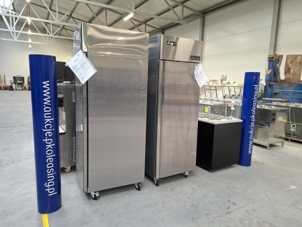 Zdjęcie przedmiotu: A set of catering equipment