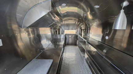 Zdjęcie przedmiotu: PRZYCZEPA GASTRONOMICZNA WOKADER W4A SHINE SPRING