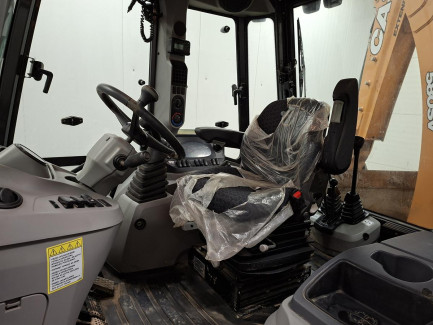 Zdjęcie przedmiotu: Екскаватор-навантажувач CASE 580SV